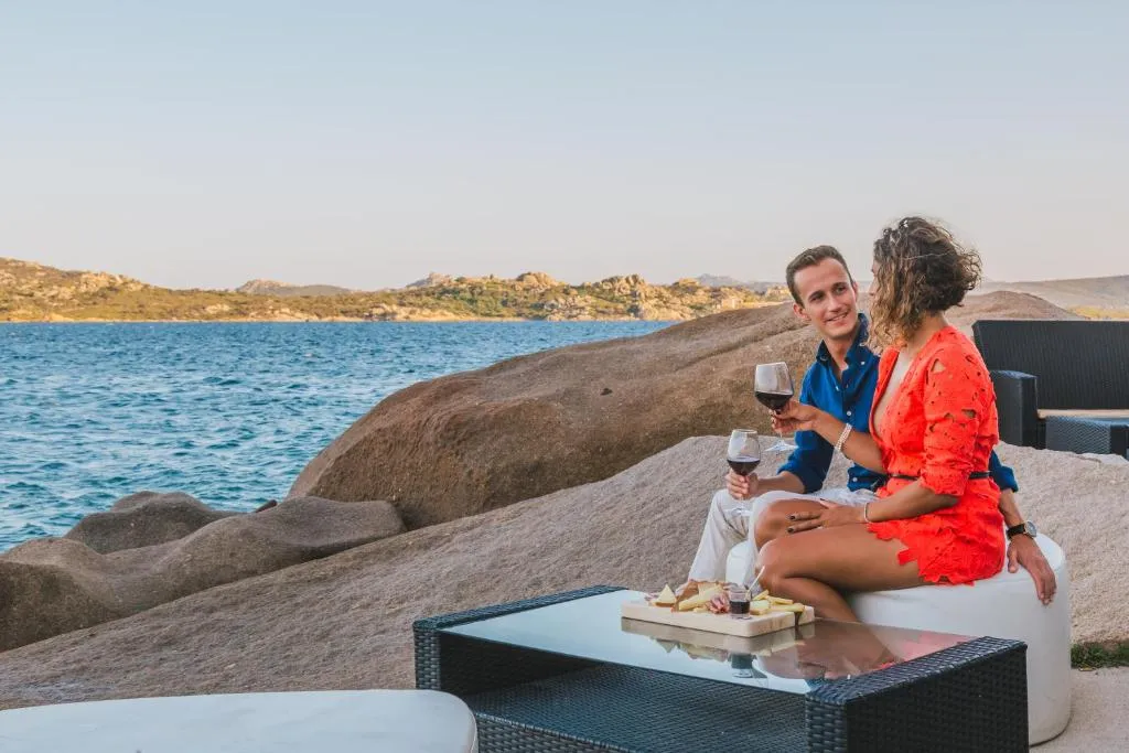 Il Gabbiano, hotel v destinaci La Maddalena