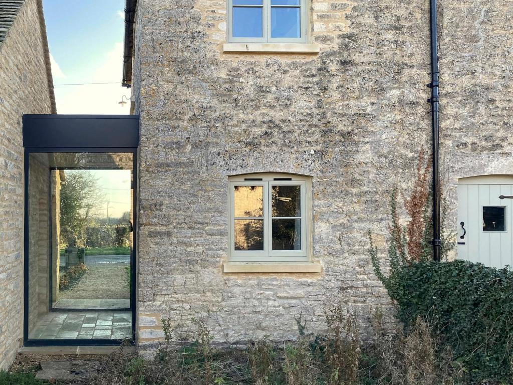 The Granary, High Cogges photo 8