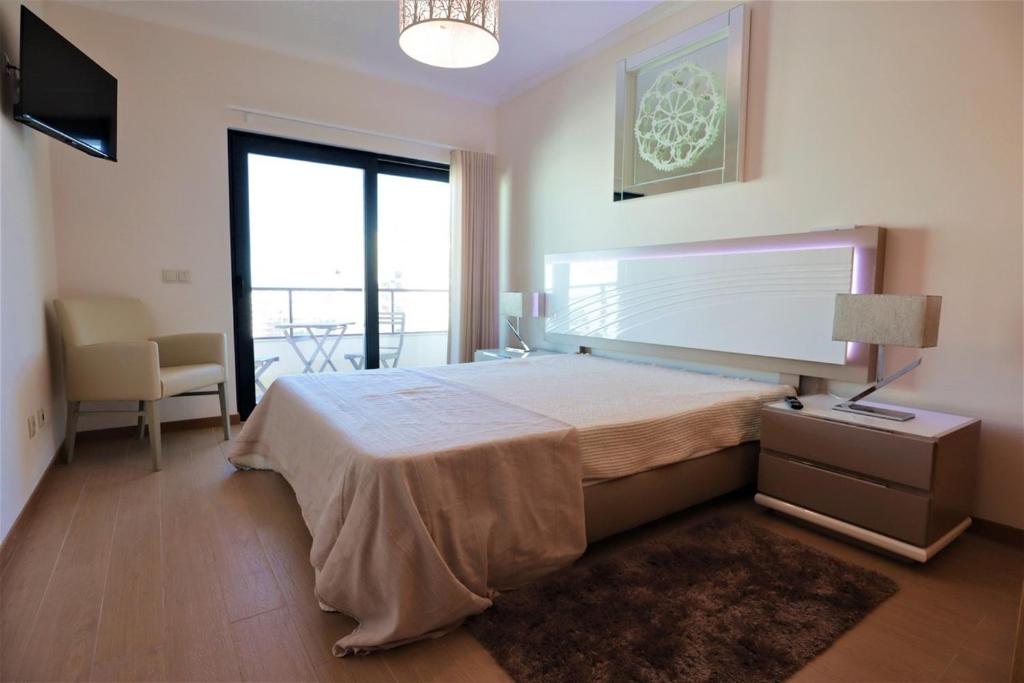 Rocha Prime - Bedzy Lux, Portimão