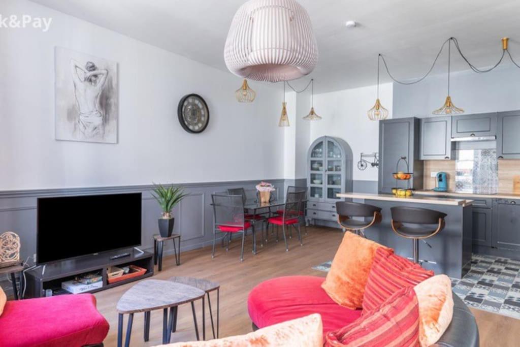 Cauquilha SPACIEUX APPARTEMENT BOURGEOIS EN CENTRE VILLE - 1