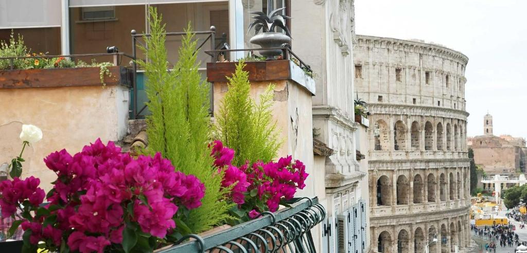 Rental in Rome Colosseo View Luxury - 4