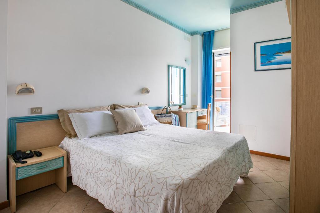 Hotel Tabor photo