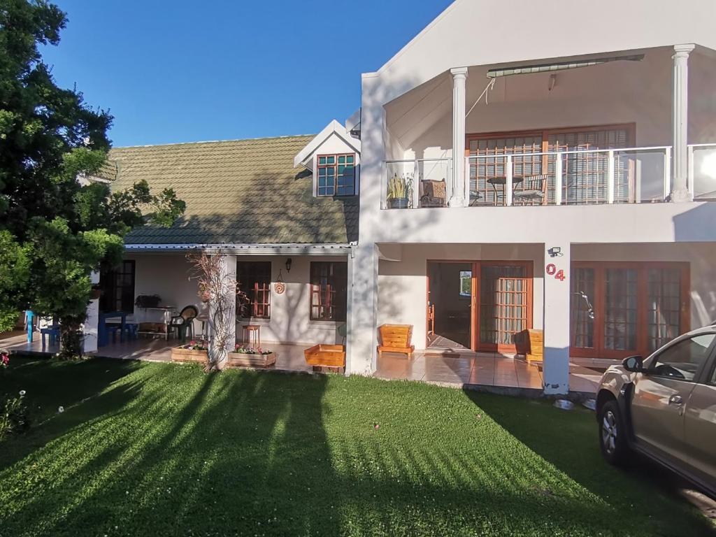 The Whitehouse — Hotel in Oudtshoorn