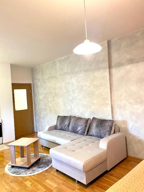 NAKI Apartmani Podgorica — Hotel in Podgorica
