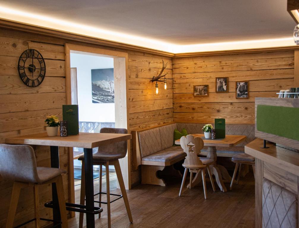 Hotel Häuserl im Wald - 5