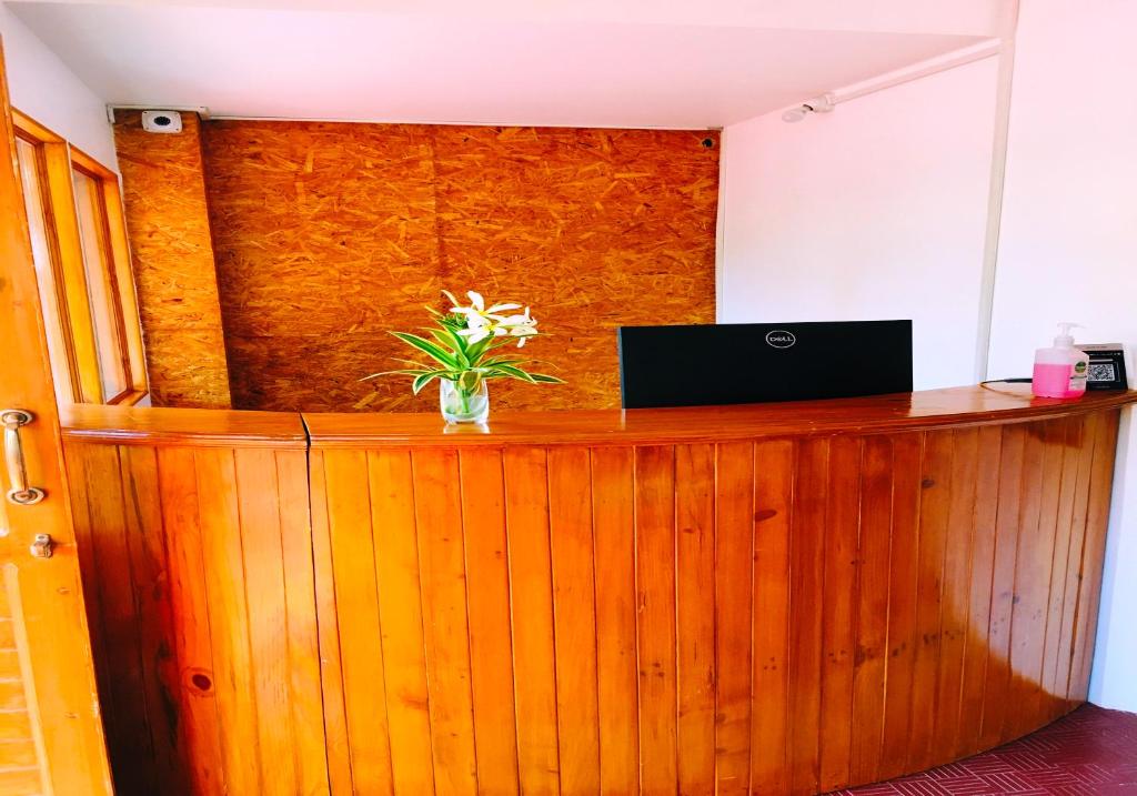 Lobby, Martins Crest in Goa