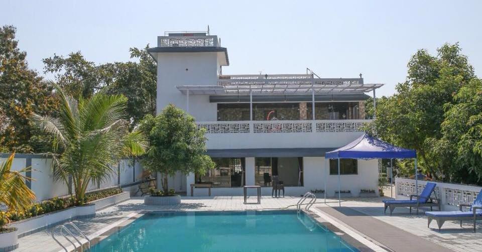 Zayko 7BHK Magic Pool Villa photo