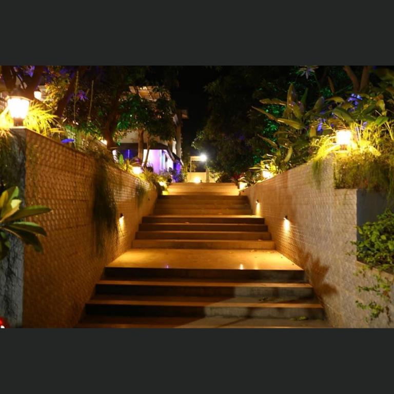 Zayko 7BHK Magic Pool Villa photo