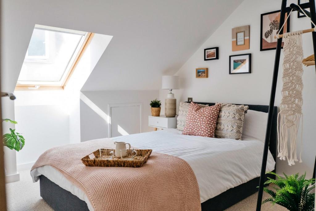 Finest Retreats - Tolcarne Stay - Luxury Newquay Apartment, Newquay