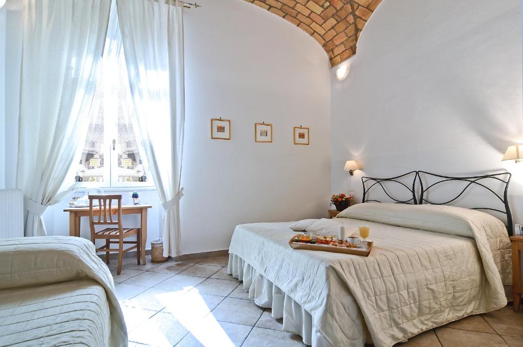 Relais le clarisse in trastevere hotel room
