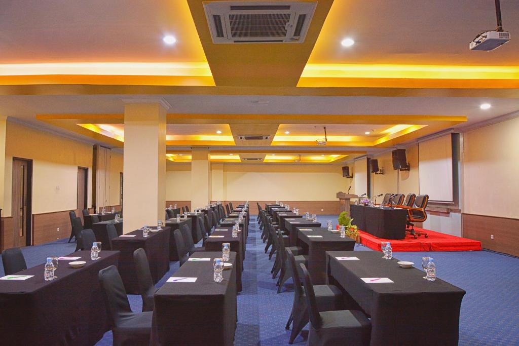 Salles de réunion&nbsp;/ de bal