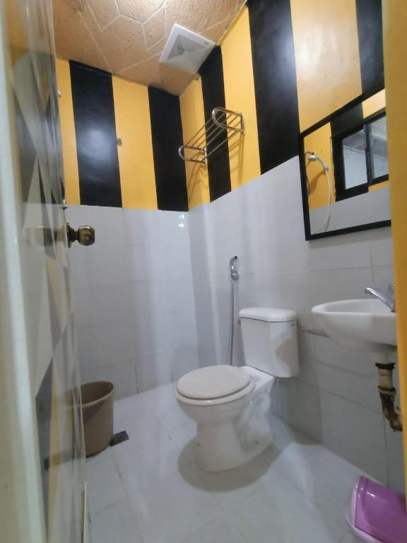 DJCI Apartelle with kitchen n bath 105-104 photo