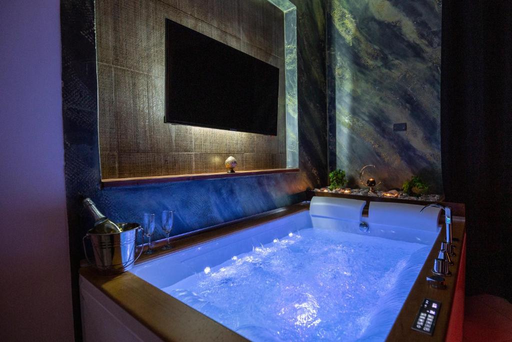 Pompei Luxury Rooms - 5
