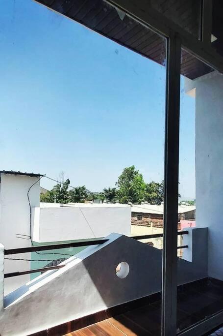 Lake haus home stay enchanting lake breeze view photo