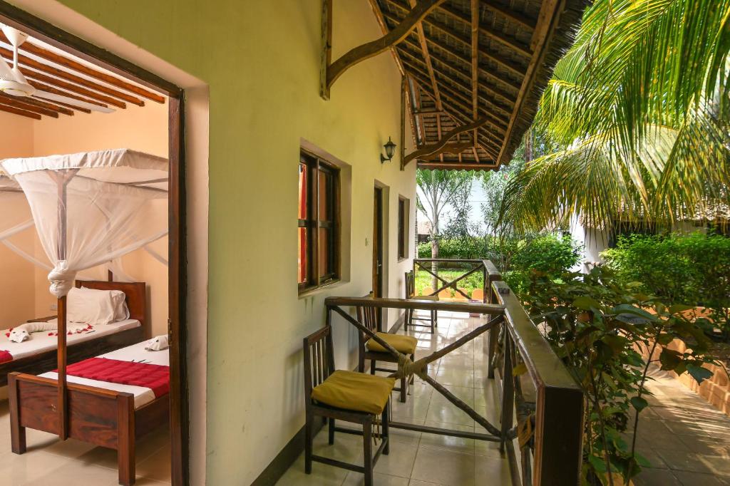 Amaan Beach&nbsp;Bungalows