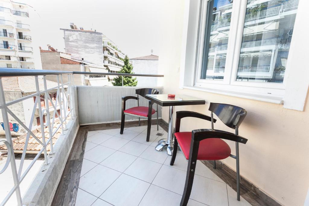 Balcony/terrace, Nomads Rooms in Trikala