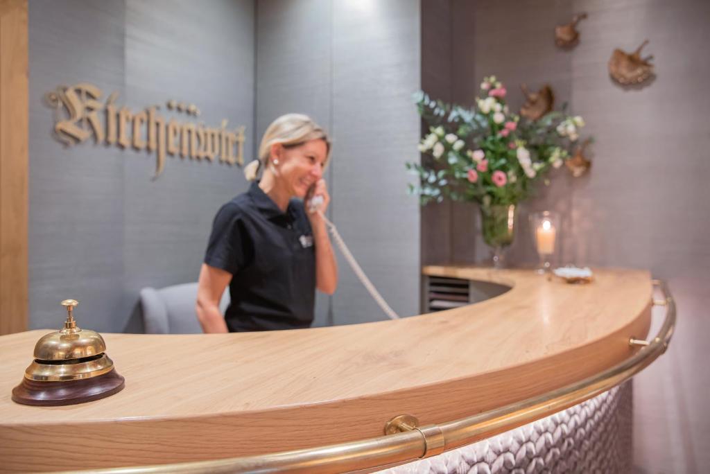 Hotel Gasthof Zum Kirchenwirt photo