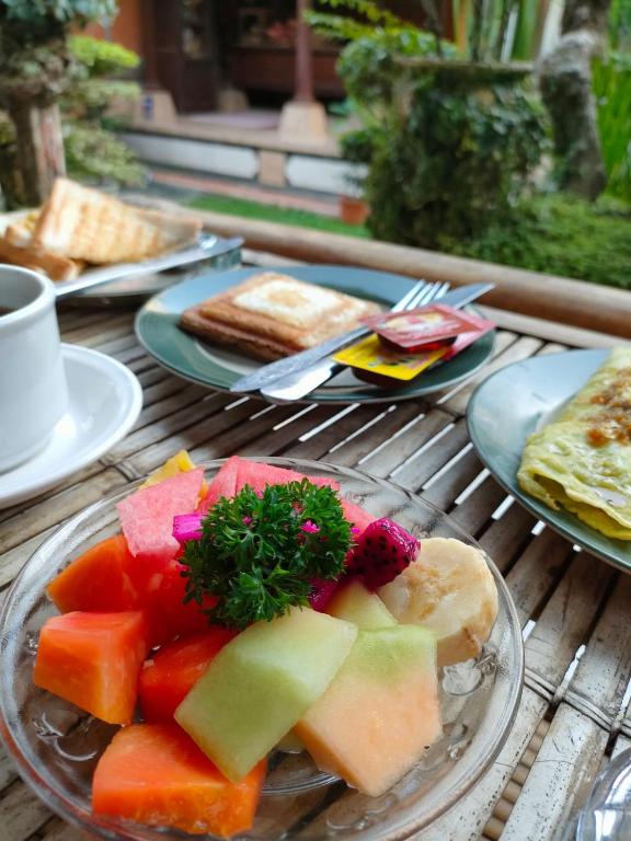 Dika Accommodation Ubud photo