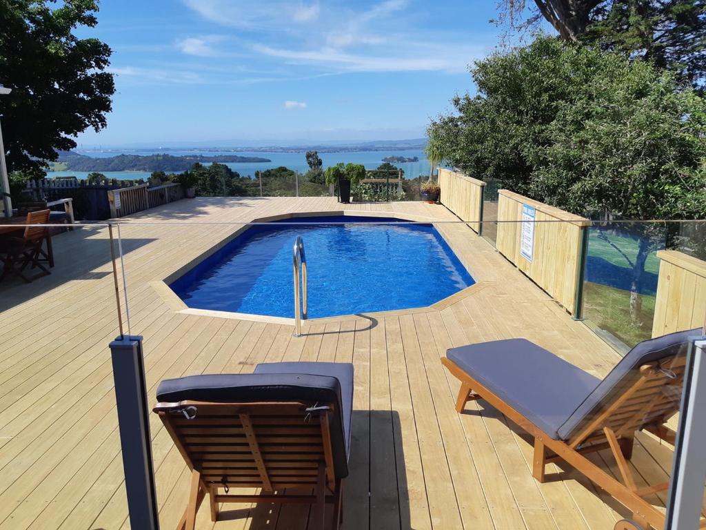 Kauri Villas — Hotel in Parua Bay