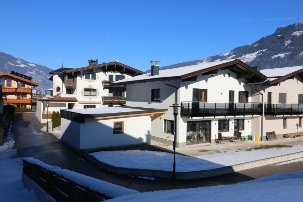 Apart Christof, Schwendau