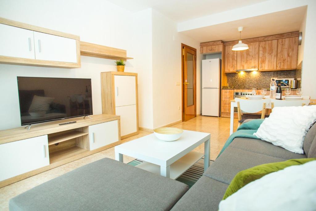 AL29 Apartamento playa Fenals - 3