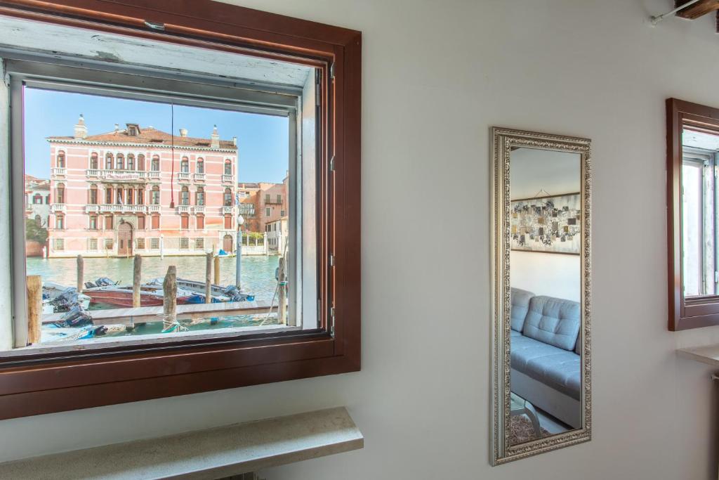 Canaletto Apartment Rialto - 3