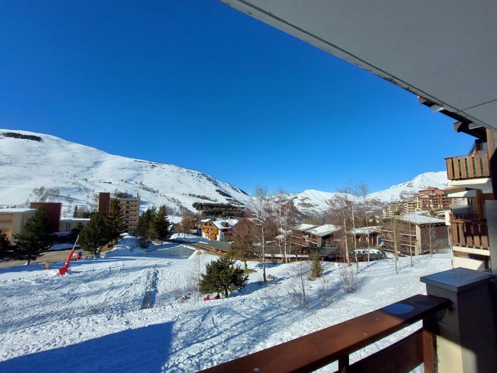 Appart 3 étoiles 6 pers au pied des pistes vue spendide sur la montagne les 2 alpes 1800 m - 3