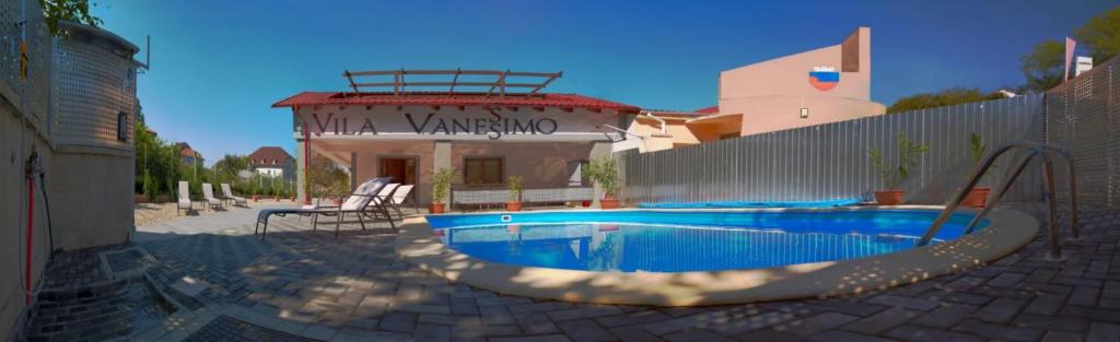 VILA VANESSIMO