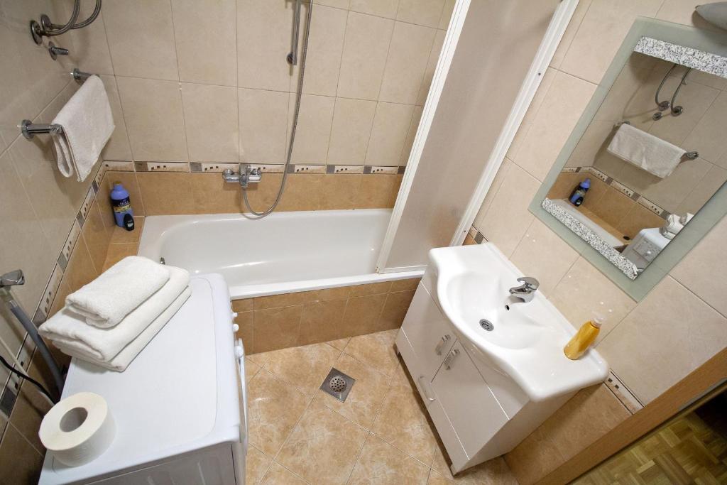 Apartment Barby - Aleja photo