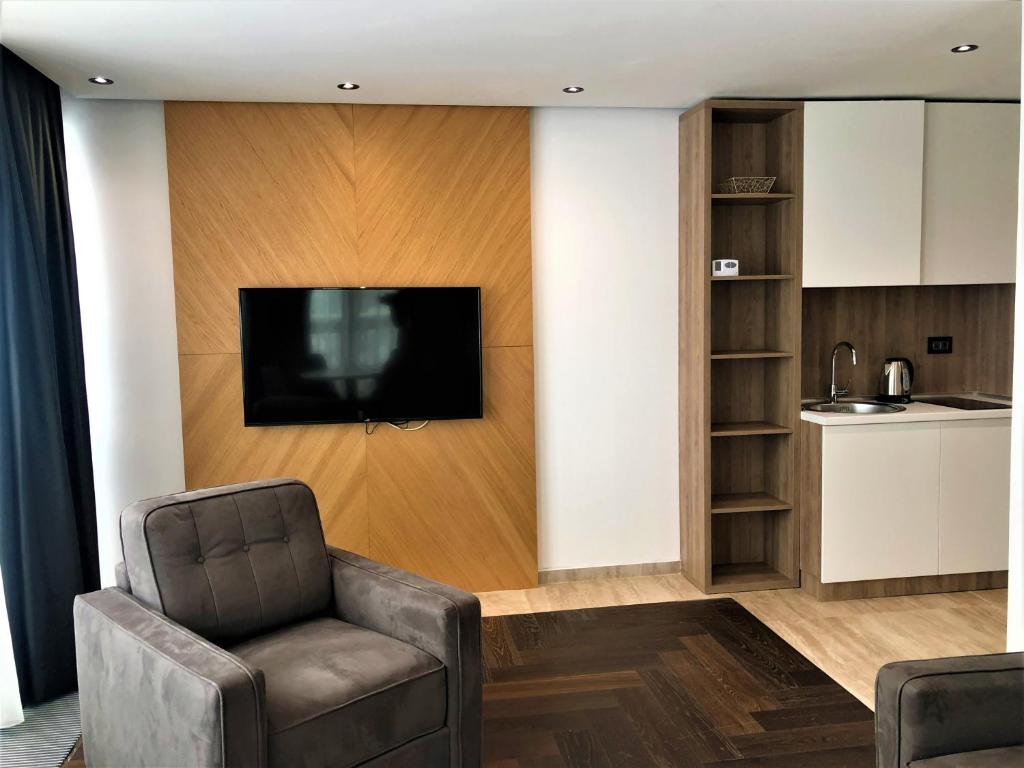 Apart & Spa Zoned - 5