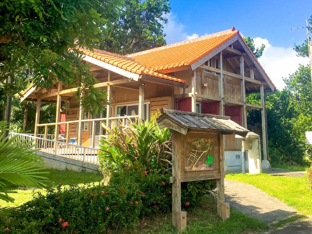 Exterior view, Irunty Futademura in Taketomi