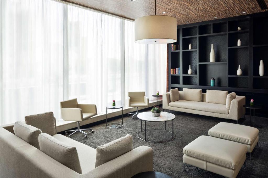 Hyatt Place Riyadh Sulaimania photo