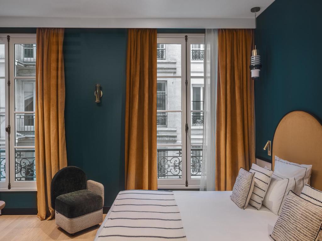 Hotel Room 2