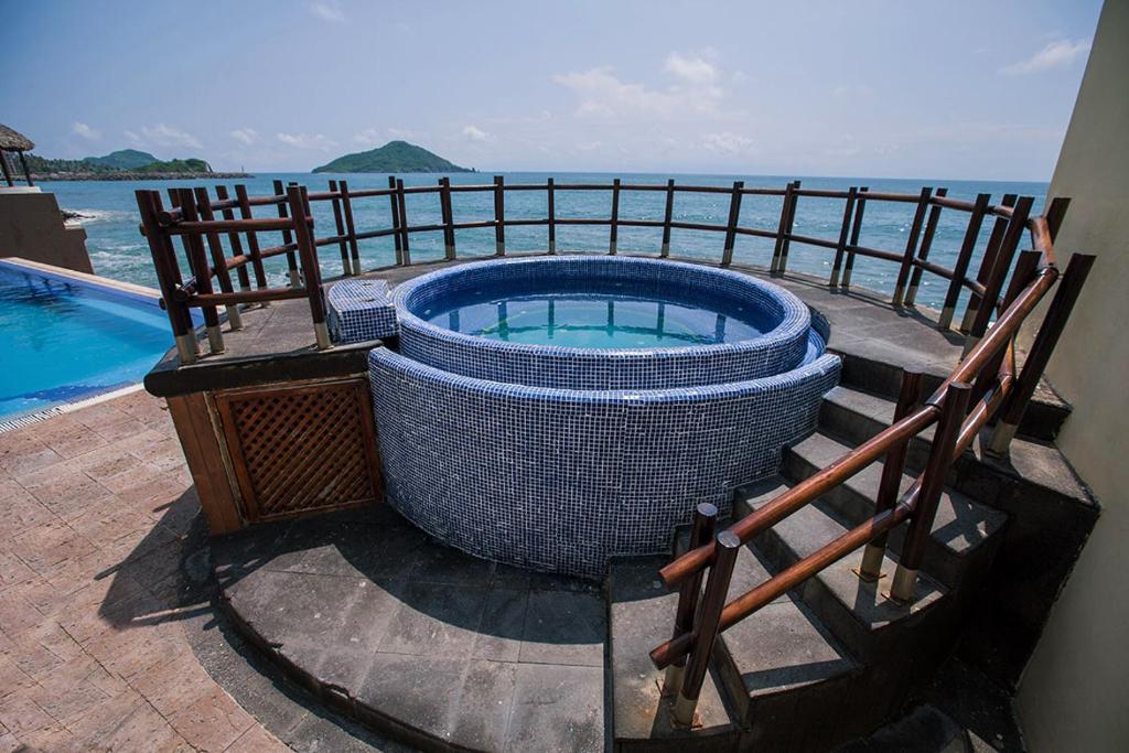 Zafiro Beach Boutique Resort photo