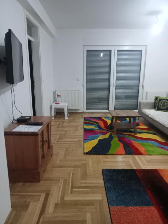 Rooms near the airport - 4