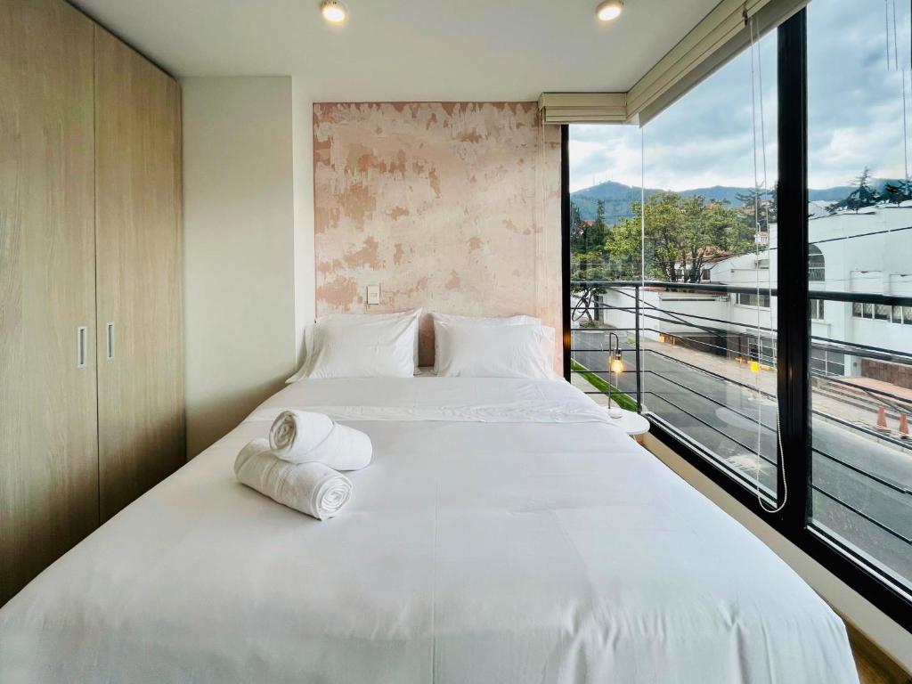 Astonishing 1BR in San Patricio photo