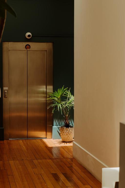 ทางเข้า