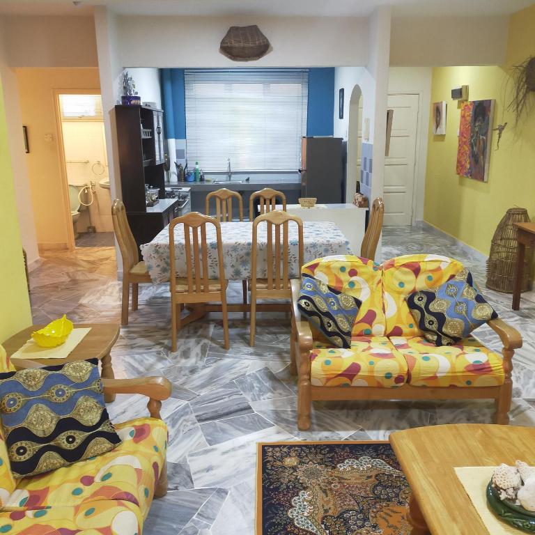 Relaxing Retreats at Cocobay Apartments