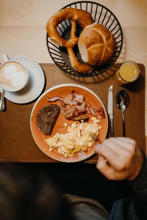 อาหารและเครื่องดื่ม