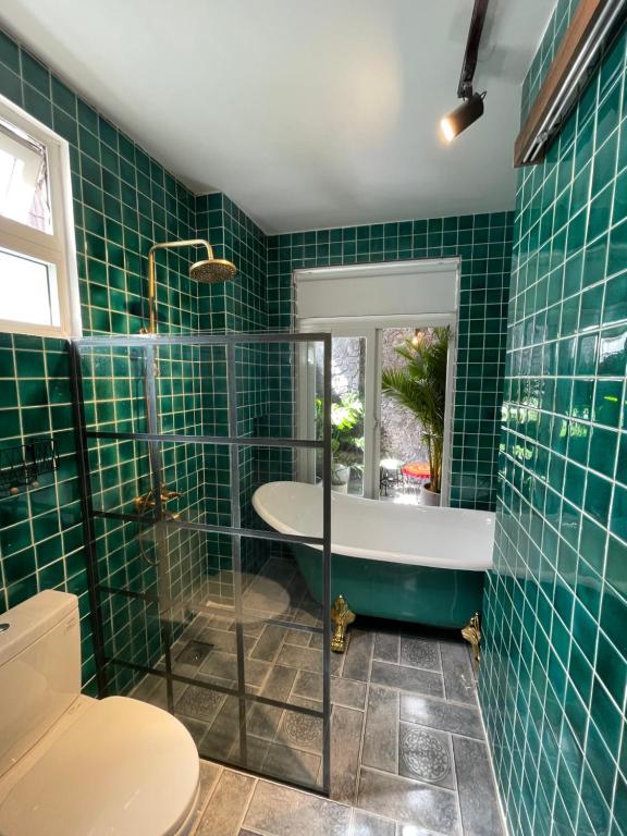 Hot tub, Lucas Inn in Dalat