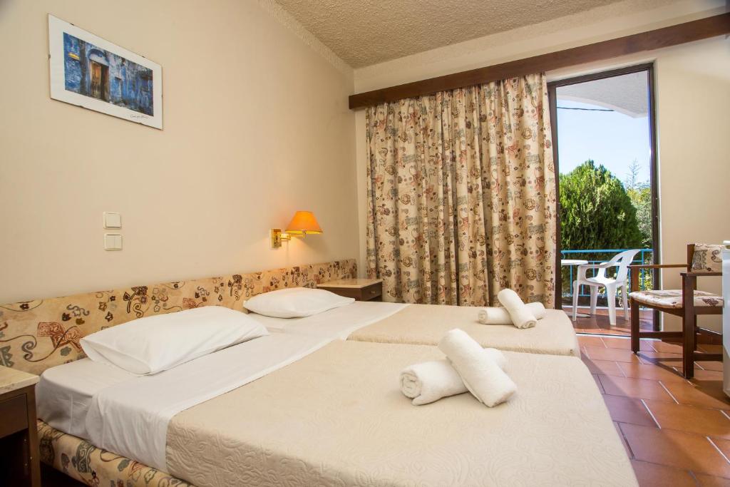Muses Hotel photo