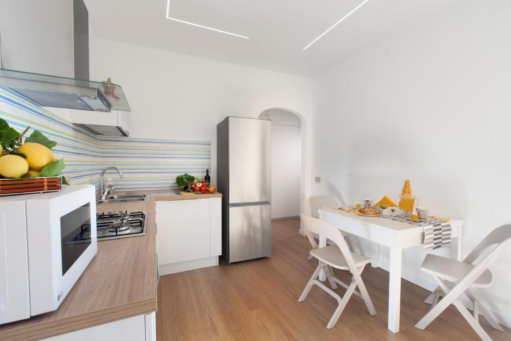 SARA LUXURY APARTMENT 1 - 2