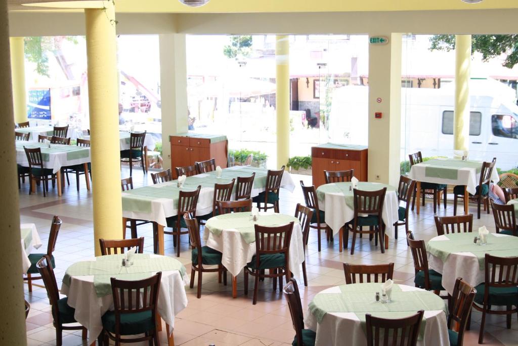 Bonita Hotel — Restaurant & bars in Golden Sands, Varna Region