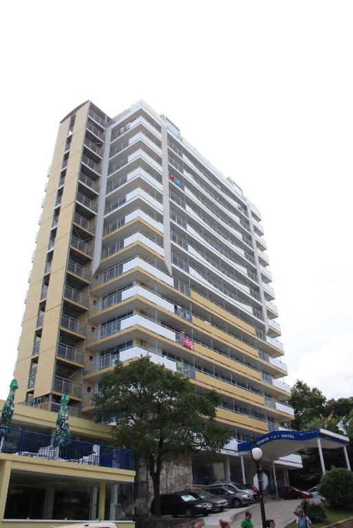Bonita Hotel — Hotel building in Golden Sands, Varna Region