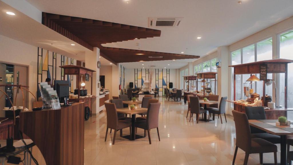 Patra Dumai Hotel