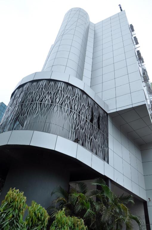 FabHotel Prime Indismart photo