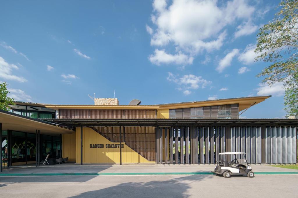 อาหารและเครื่องดื่ม