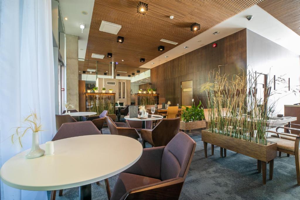 Restaurant, Johan Suites & Spa in Kuressaare