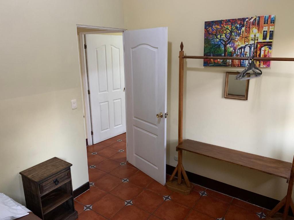 Casa Veronica a 2 kilometros del IRTRA photo