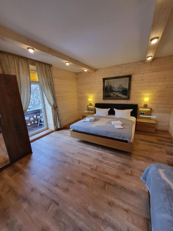 Golden GaPa Central Chalet Apartment 32 - 5